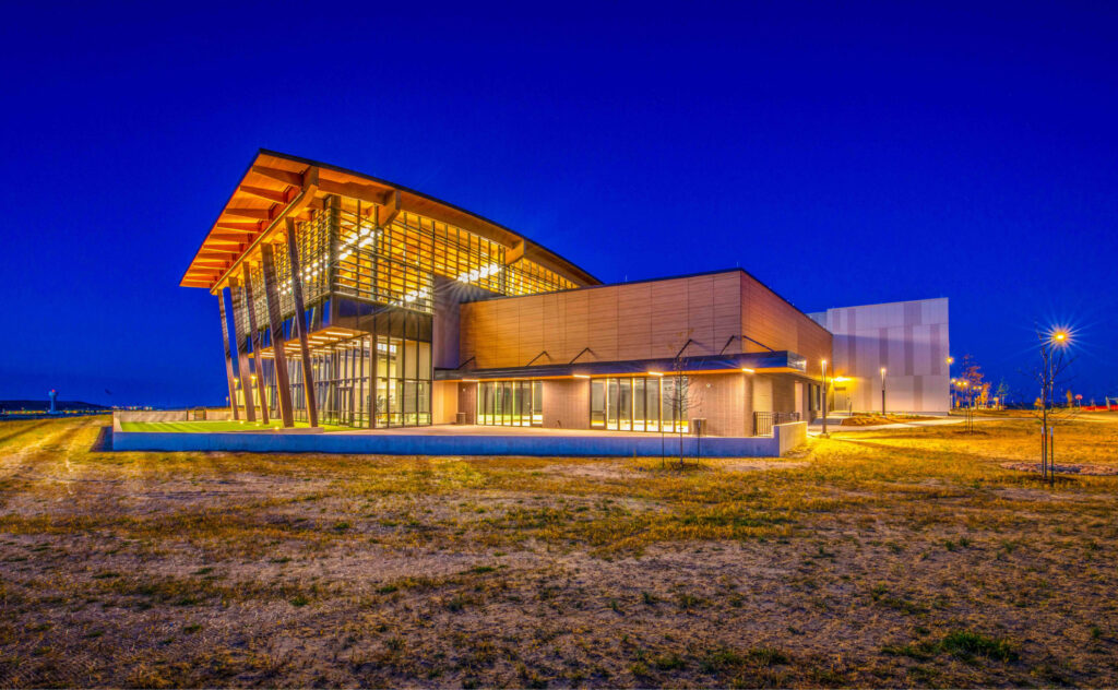 Saunders Completes Aurora Rec Center Saunders News