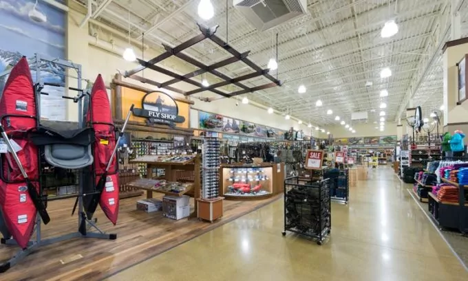 Cabelas Retail Store in Thornton Interior View