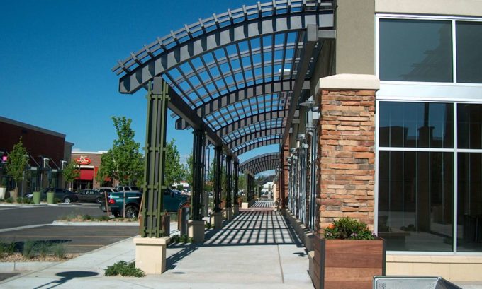 Gardens On Havana Retail Building by Saunders Construction