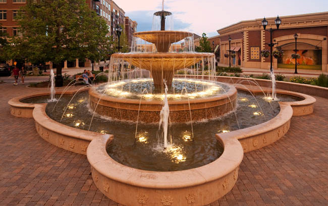 Fountain in courtyard at Streets at Southglenn