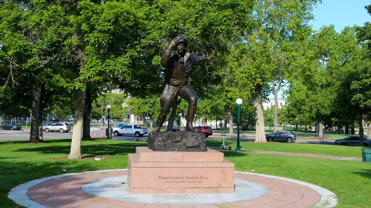 Major General Maurice Rose statue in Veterans Park