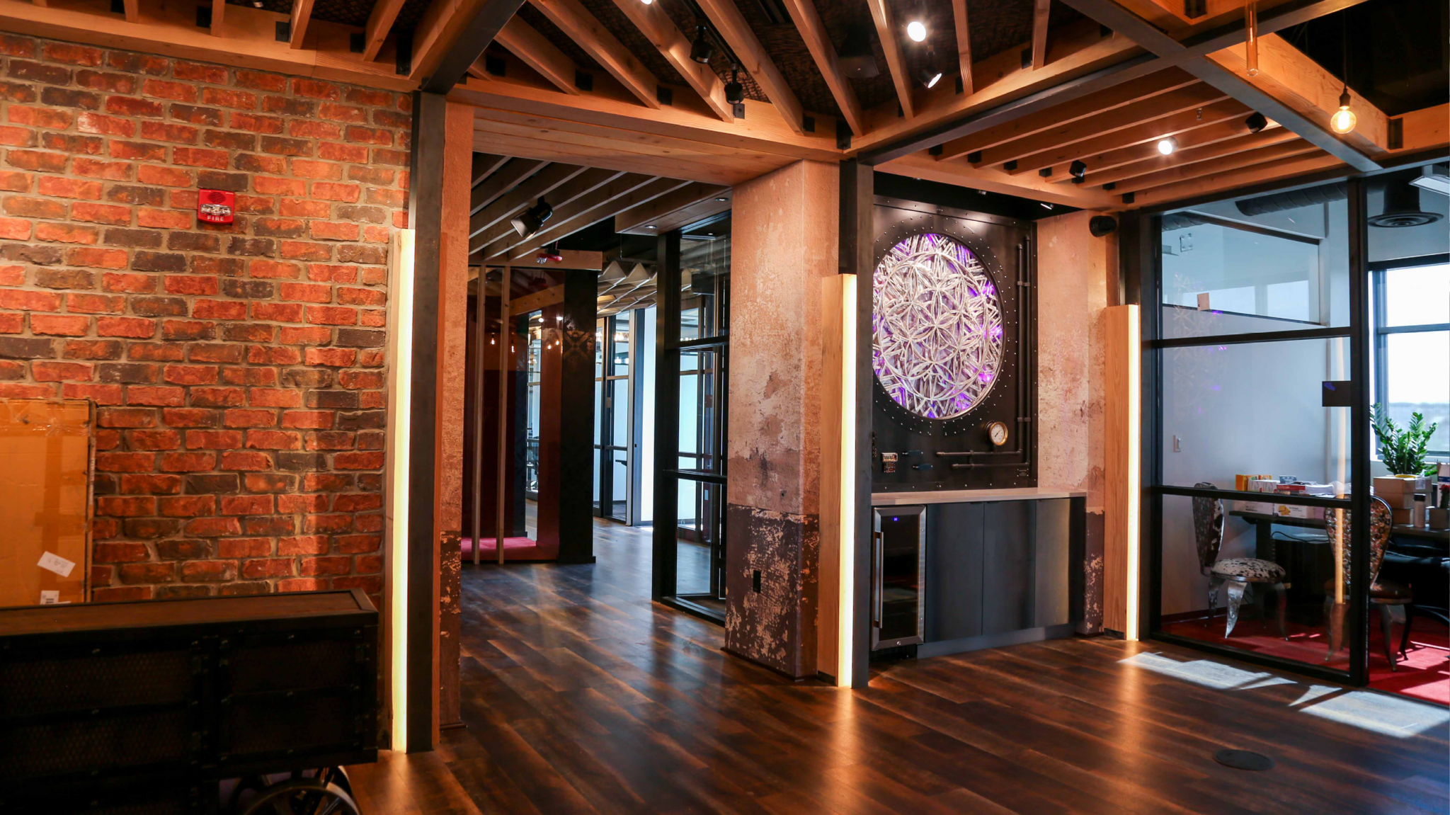 Shift Workspace | Saunders Construction